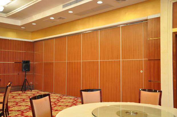 Multi-Purpose Room Folding Movable Sound Proof Partitions 80mm Panel 0