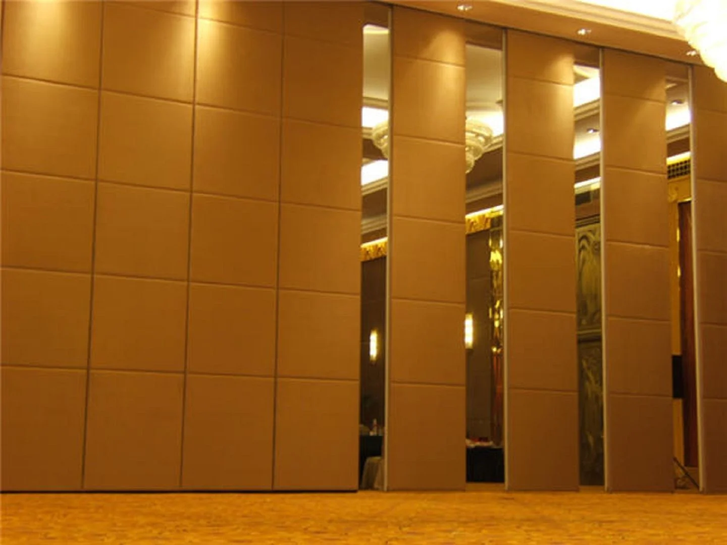 Office Acoustic Room Dividers , Melamine Surface Sliding Movable Partition Wall