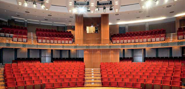 Office / Banquet hall / Hotel movable wall partitions , folding wall partitions 1