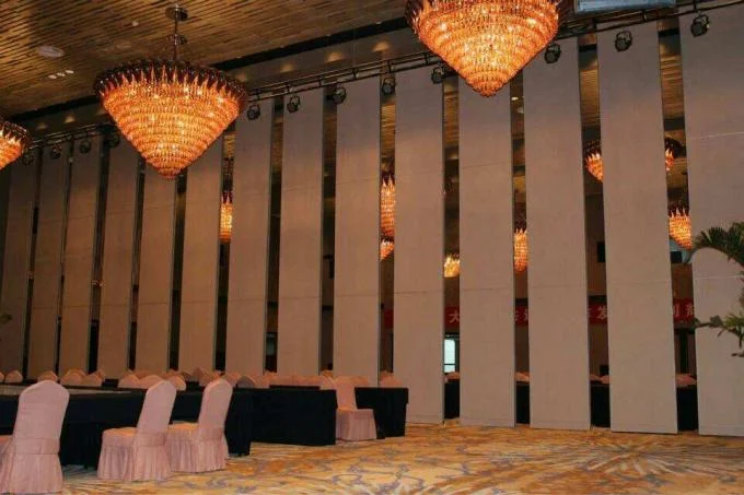 Office Full Height Acoustic Sliding Partition Walls / Movable Room Dividers 1