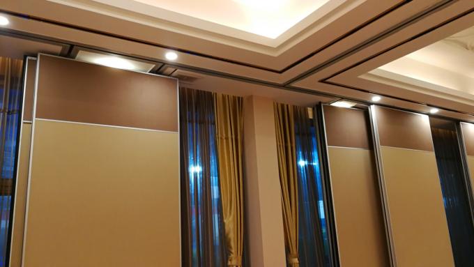 Office Melamine Surface Acoustic Room Dividers / Movable Partition Wall Systems 0
