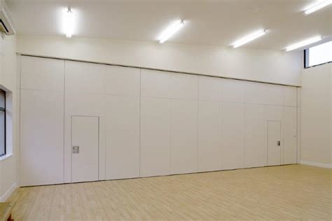 Office Movable Partition Walls Acoustic Soundproof Office Folding Wood Doors 0