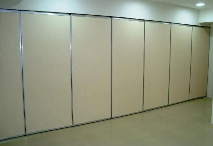 Soundproof Sliding Folding Room Partitions MDF + Aluminum Material 1