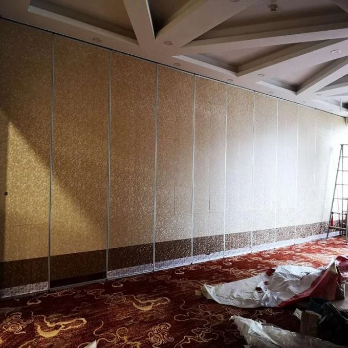 Office Separation Sliding Folding Partition , Soundproof Accordion Movable Partition Wall 2