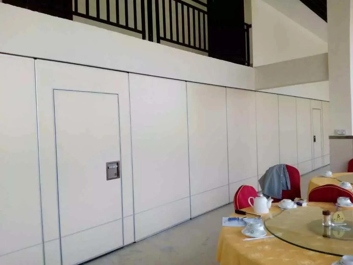 Office Singapore Wooden Partition Wall , Interior Movable Sliding Folding Doors