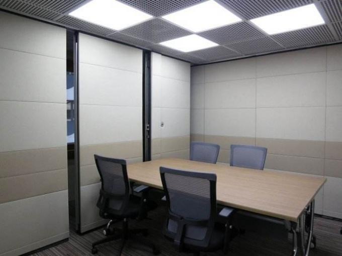 Operable Removable Sliding Partition Wall , Modern Office Room Dividers 1