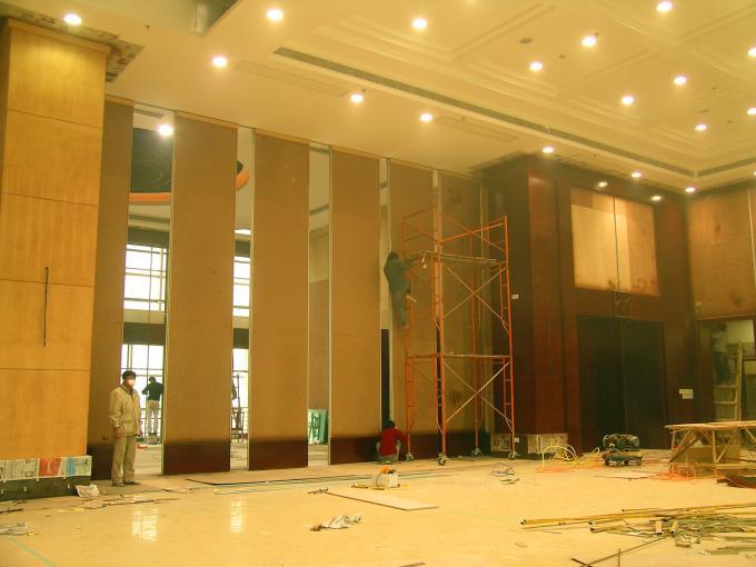 Operable Room Division Hotel Sound Proof Partition Wall Aluminium Frame 0