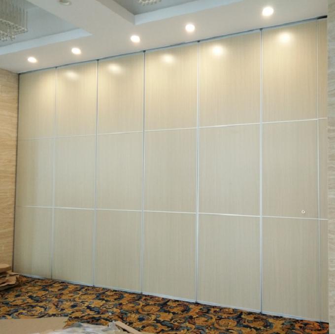 Operable Wood Folding Movable Partition Walls for Office Soundproof 0