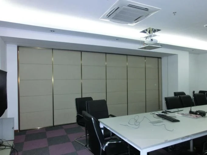 Panel 65mm Sliding Door Meeting Room Partition Walls / Folding Soundproof Room Dividers 1