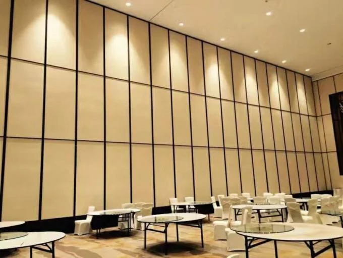 Panel Thickness 85 mm Classroom Folding Partition Walls / Soundproof Room Dividers 0