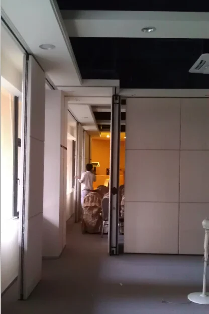 Partition Furniture , Veneer Wooden Partition Wall Ceramic Partition Ring 1
