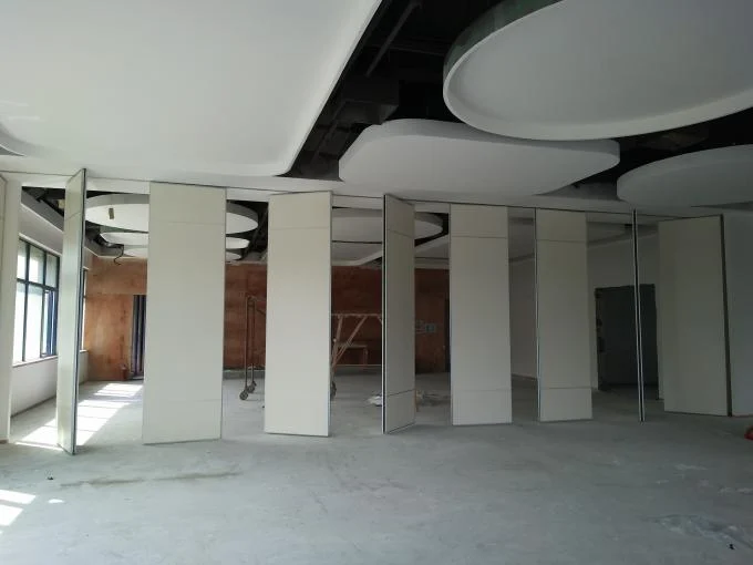 Portable Acoustic Room Dividers / Leather Surface Aluminium Frame Office Partition Walls 1