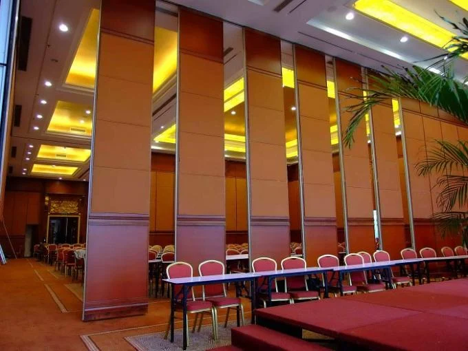 Professional Folding Wall Acoustic Movable Room Dividers For Conference Room 1