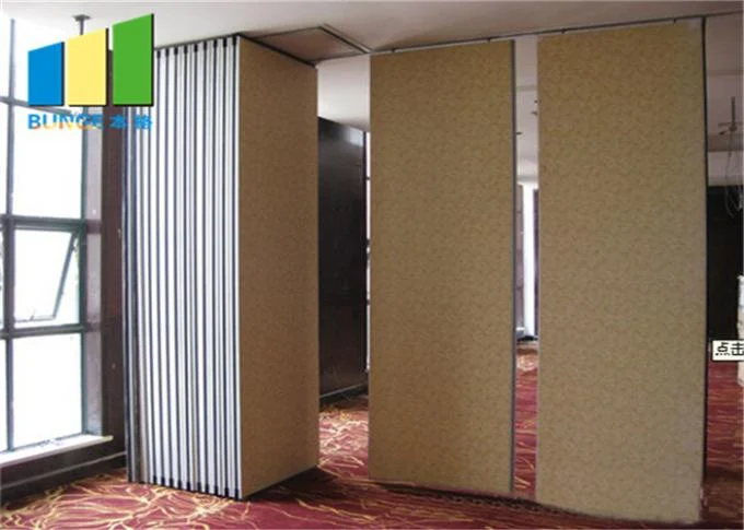 Soundproof Flexible Foldable Moving Partition Sliding Folding Partition Wall For Singapore Hotel 0