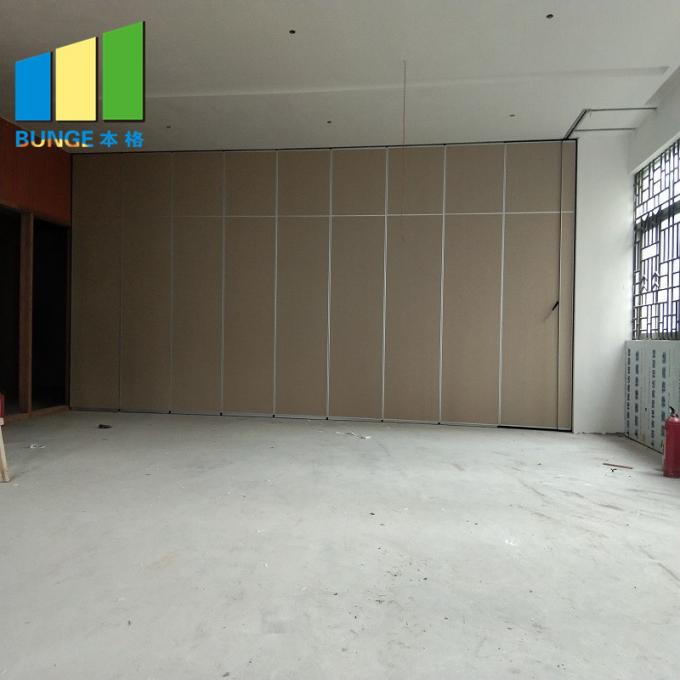 Removable Sliding DIY Wooden Acoustic Movable Partition Walls For Theaters / Banquet Hall 0