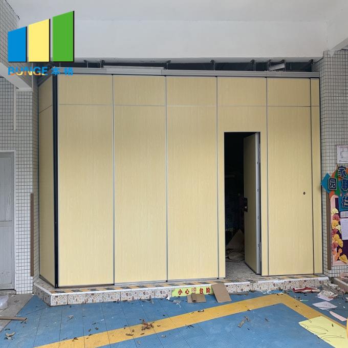 Removable Sliding DIY Wooden Acoustic Movable Partition Walls For Theaters / Banquet Hall 2