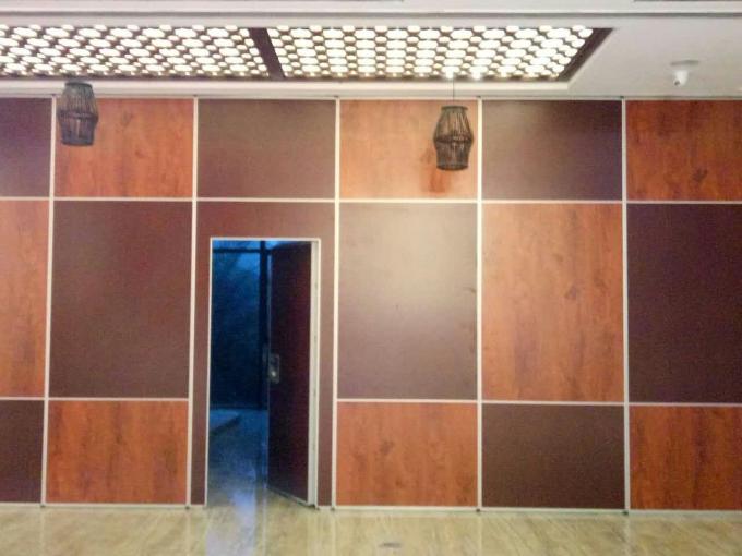 Residential Movable Sliding Partition Walls System with Aluminium Ceiling Track 0