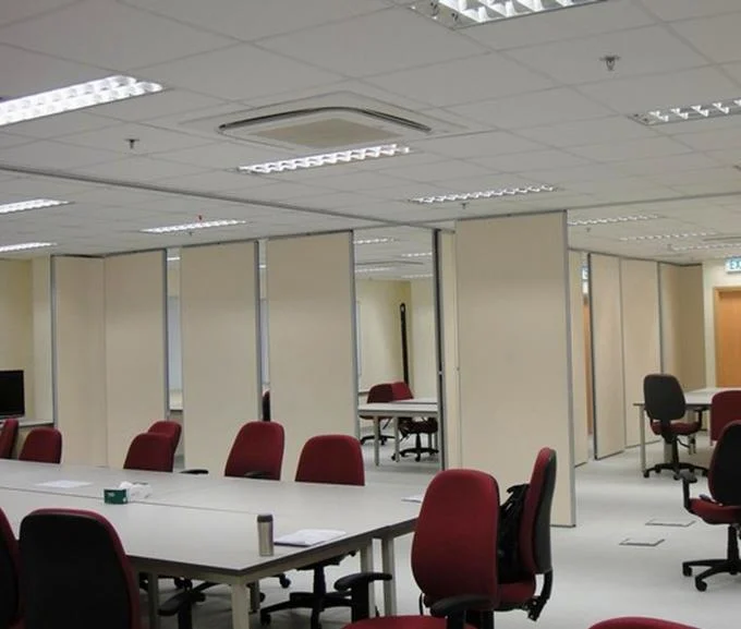 Restaurant Folding Partition Walls , Soundproof Movable Room Dividers 0