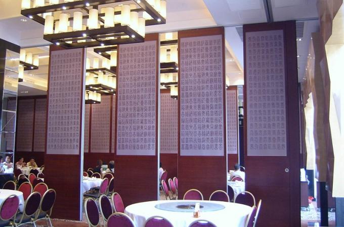 Restaurant Folding Sound Proof Partitions with Sliding Track Wheels / Aluminium Frame 1