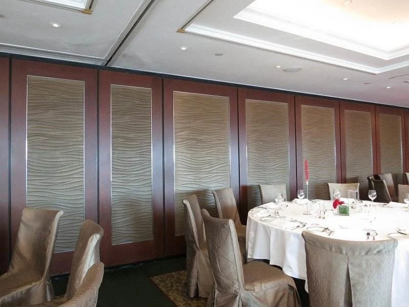 Restaurant Folding Sound Proof Partitions with Sliding Track Wheels / Aluminium Frame