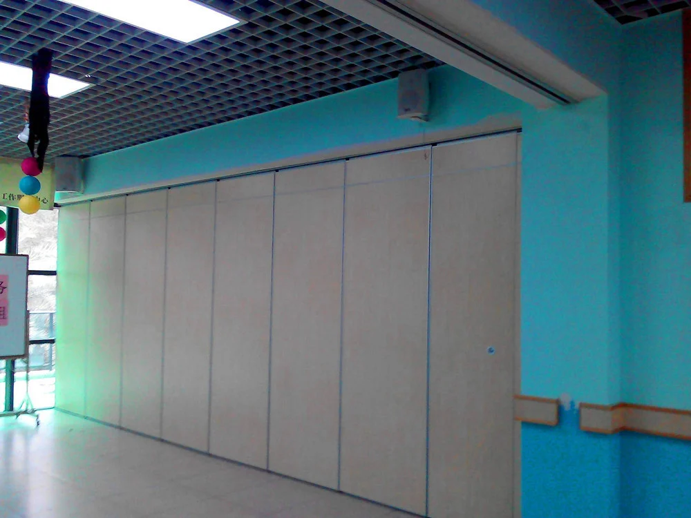 Reusable Soundproof Folding Partition Walls Commercial Funiture 6 M Height