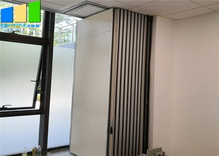 Room Partition Divider Chinese Operable Portable Folding Partition Wall