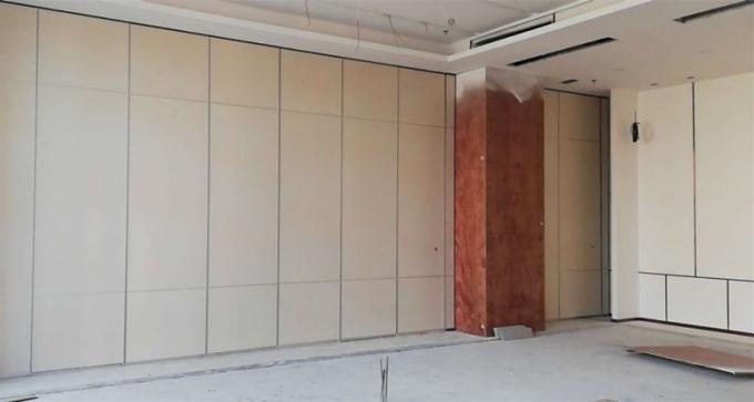 Sliding Aluminium Roller Soundproof Partition Wall Melamine Surface 4m Height 1