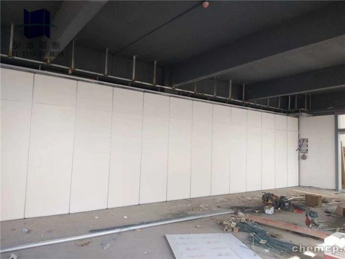 Sliding Aluminium Track Roller Ballroom Sliding Wall Partitions / Acoustic Room Dividers 0