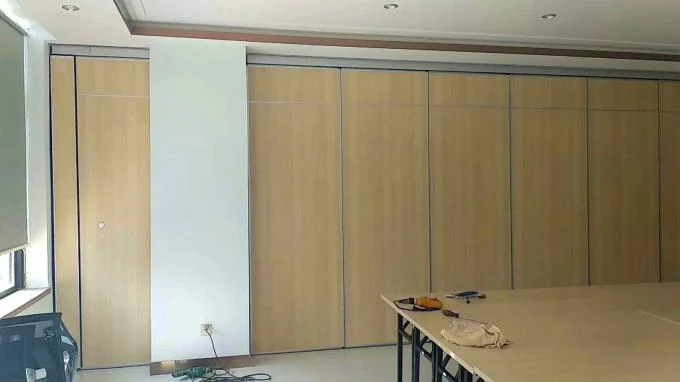 Sliding Aluminium Track Roller Sound Absorbing Wall Partition For Conference Hall 1