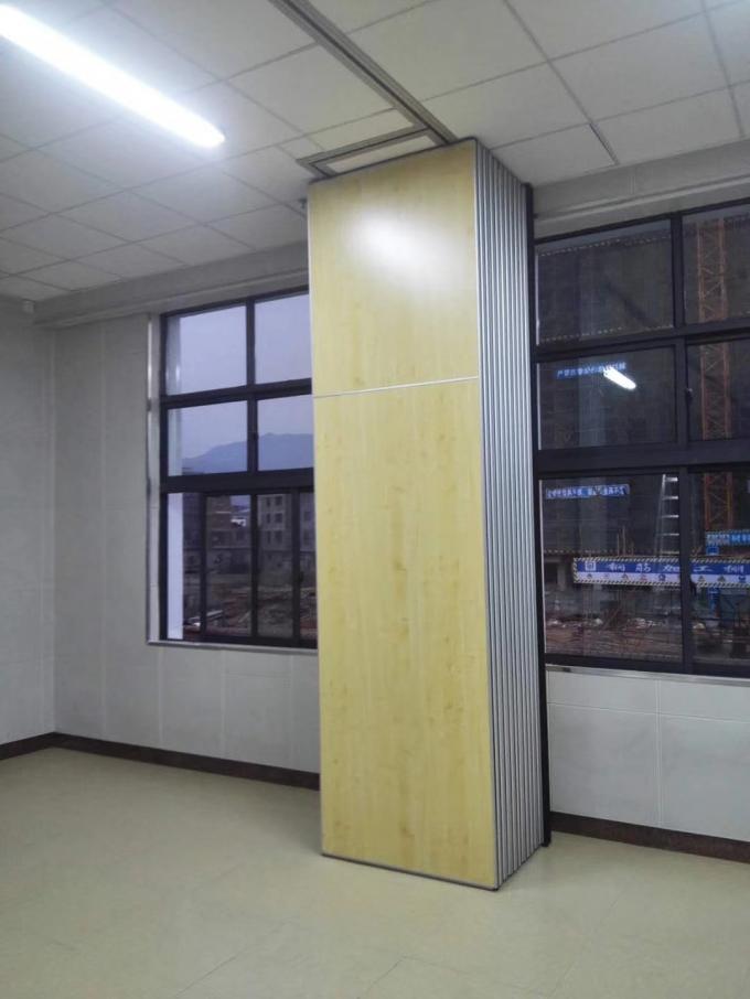 Sliding Aluminium Track Soundproof Office Partition Walls / Movable Room Dividers 0