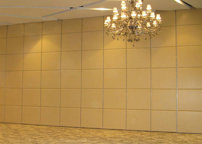 Sliding Folding Partitions Movable Temporary Room Dividers 32 / 53 db STC Coefficient