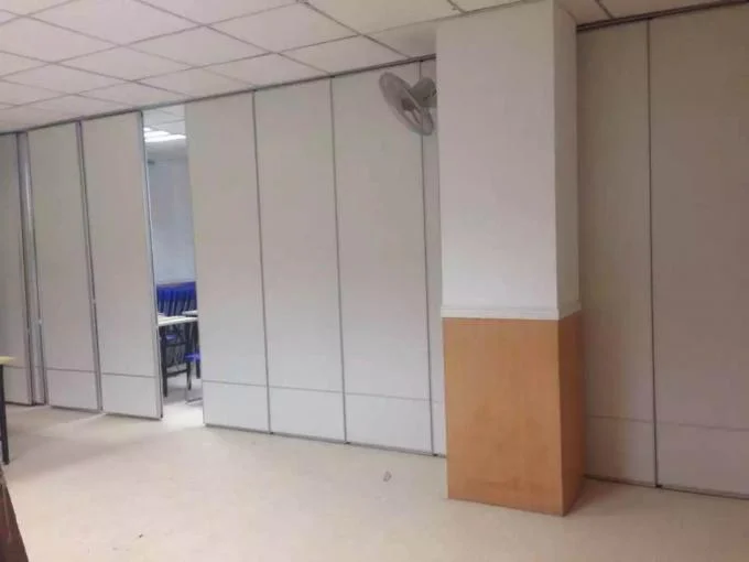 Sliding Movable Office Acoustic Room Dividers with Aluminium Track Melamine Surface 1