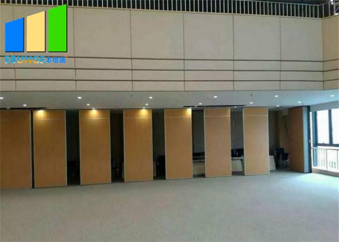 Sound Insulated Collapsible Movable Partition Walls For Meeting Room 0