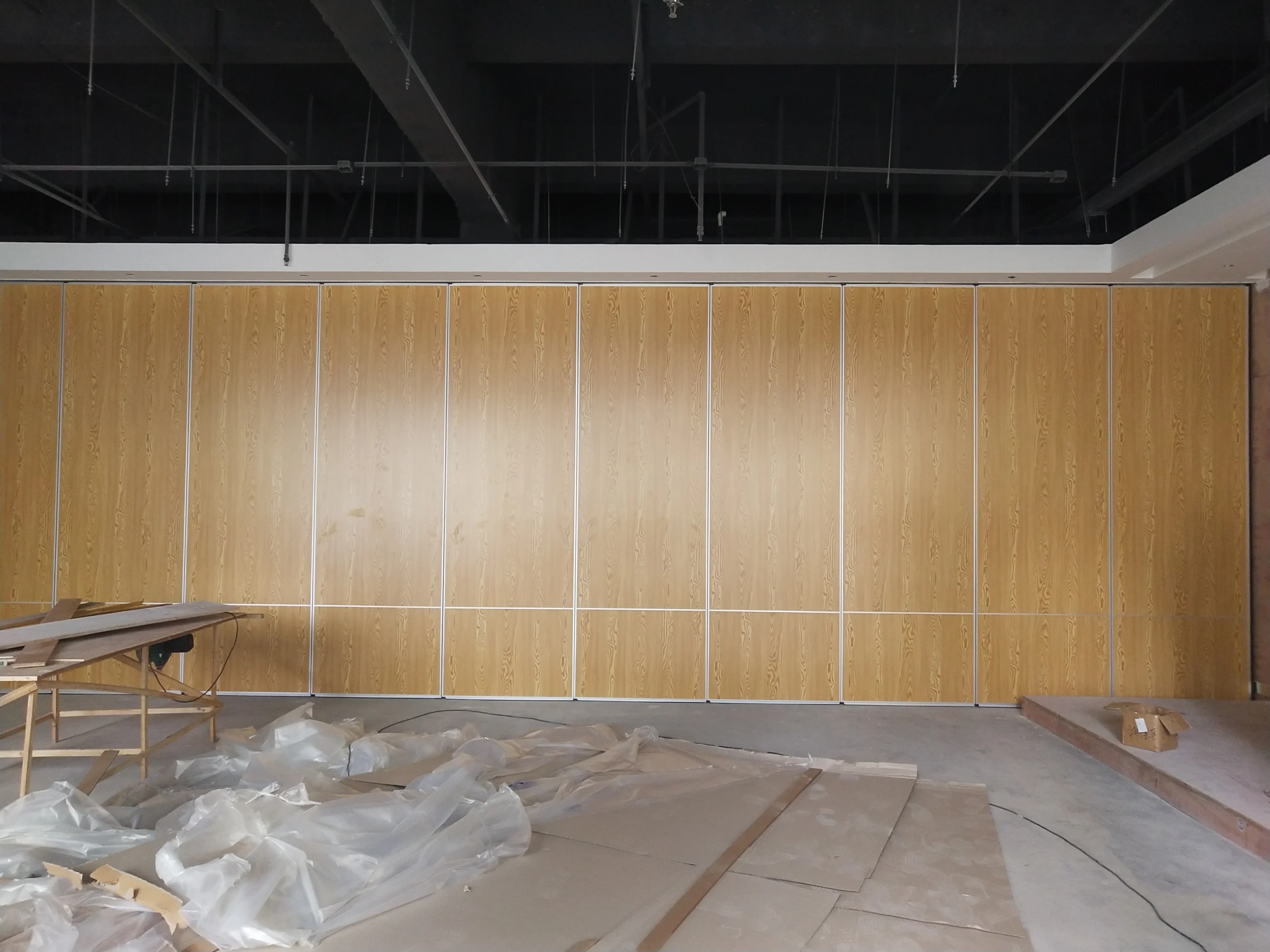 Sound Insulation Hotel Sliding Partition Walls Floor To Ceiling Aluminium System