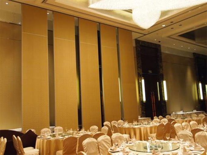 Sound Proof Movable Partition Walls For Restaurant / Theater Room Sliding Wall 1
