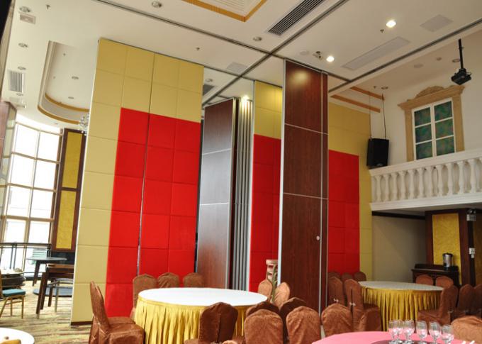 Sound Proof Partitions Top Hanging Sliding Door Acoustic Fabric Finish Foldable Saudi Arabia Banquet Hall Partition Wall 1