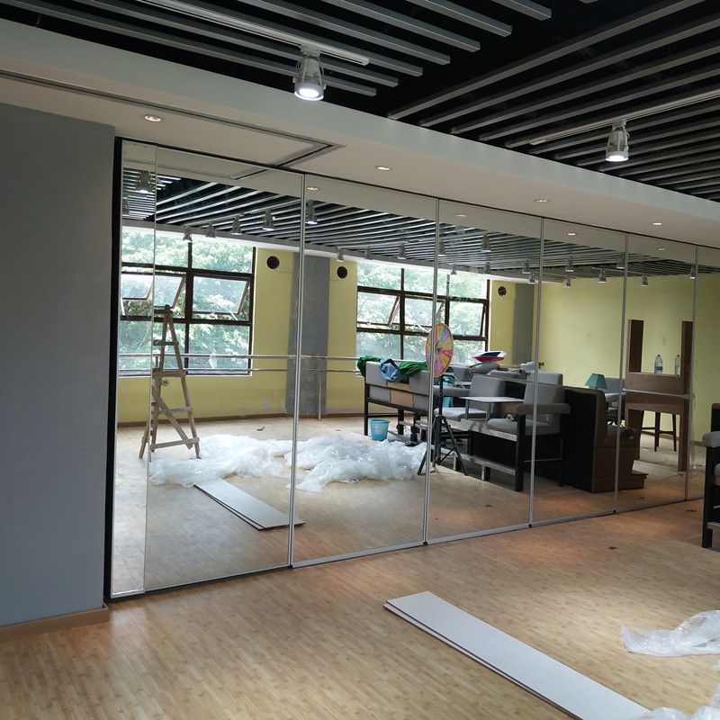 Soundproof Folding Aluminum Movable Partition Walls For Hotel And Banquet Hall