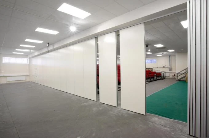 Soundproof Modular Sliding Partition Walls With Doors Interior Position 0