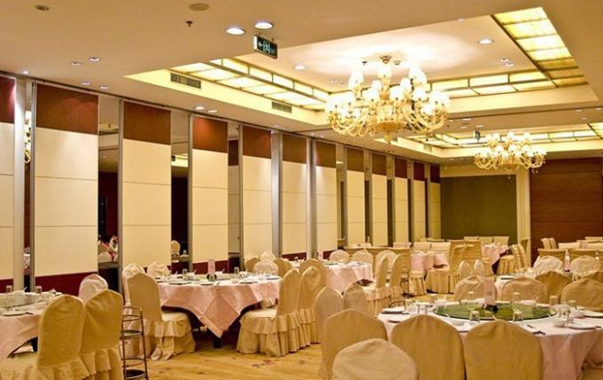 Soundproof Movable Hotel Sliding Partition Walls Floor to Ceiling 1200mm Width 0
