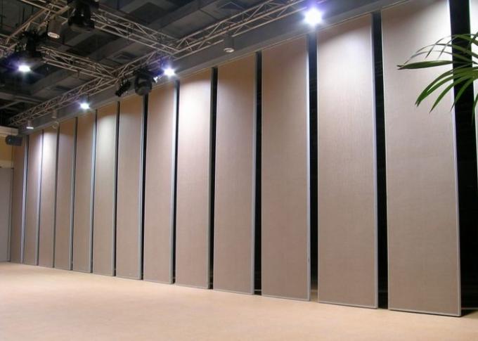 Soundproof Operable Sliding Partition Walls With Fabric MDF Hard Cover For Gymnasiums 0