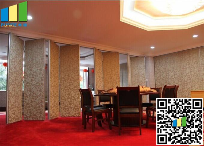 Soundproofing Portable MDF Movable Room Dividers / Office Partition Board 1