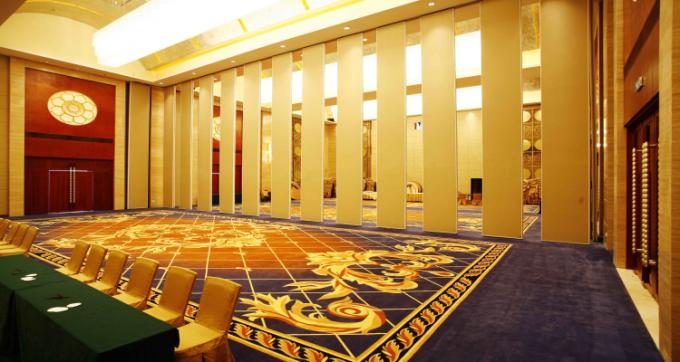 Star Hotel Free Standing Operable folding panel partitions System Multe Color 1