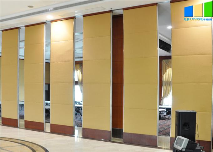 Stylish Funtional Movable Partition Wall For Forum Hall Customized Surface Finish 2