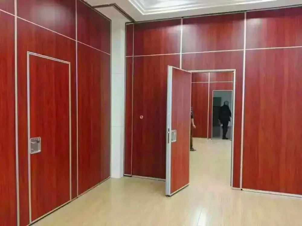 Thickness 85mm Hotel Acoustic Room Dividers With Aluminium Sliding Track