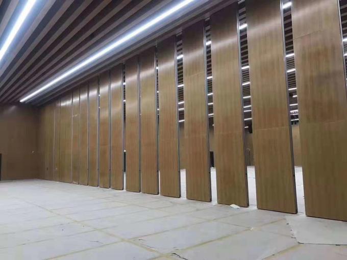 Top Hung Soundproof Movable Partition Walls For Exhibition Hall Multi Color 2