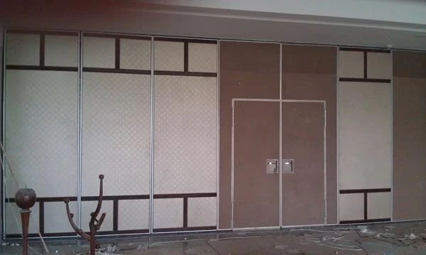 Training Room Folding Partition Aluminum Sliding Glass Doors Hotel Room Divider 0