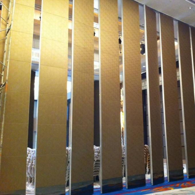 UK Meeting Room Folding Soundproof Collapsible Partition Wall With Track And Roller System 2