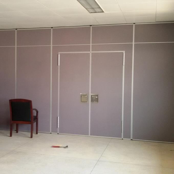 UK Meeting Room Folding Soundproof Collapsible Partition Wall With Track And Roller System 0