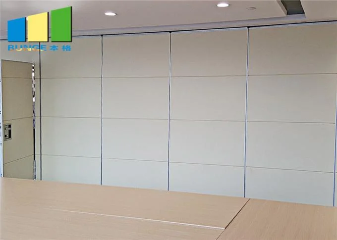 White Color Folding Sliding Operable Partition Walls Acoustic Conference Room Dividers 1