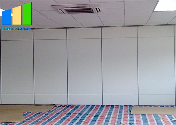 White Color MDF Laminate Operable Movable Partition Walls 1
